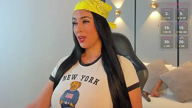 ashly moonn online show from 06-12-26, 12:37