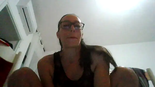 Snapshot of Astrid3 chatting on 12-15-25, 04:00 Astrid3 online show from 12-15-25, 04:00