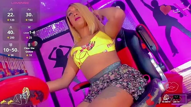 Snapshot of Alondra_Campbell chatting on 09-17-25, 03:19 Alondra Campbell online show from 09-17-25, 03:19