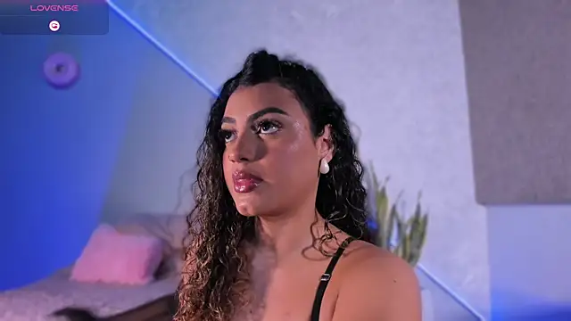 Snapshot of Salomeferreira_ chatting on 12-01-25, 04:56 Salomeferreira online show from 12-01-25, 04:56