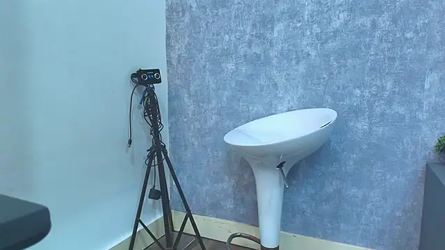 kissme luna online show from 09-14-25, 07:57