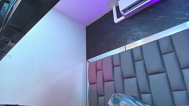 kissme luna online show from 10-03-25, 07:11