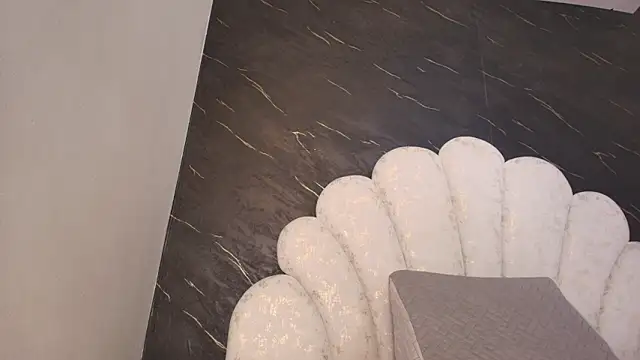 kissme luna online show from 04-21-26, 07:06