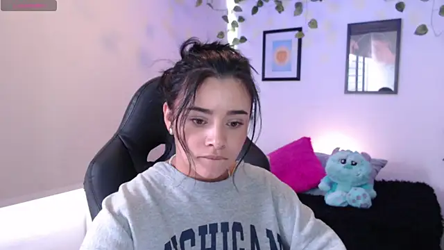 MarilynWhite  online show from 10-01-25, 05:30