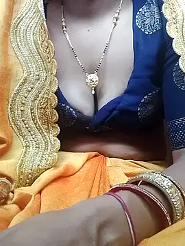 Snapshot of Aasha_devi05 chatting on 12-03-25, 03:43 Aasha devi05 online show from 12-03-25, 03:43