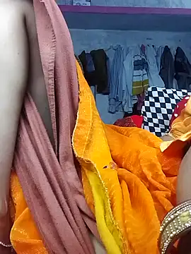 Snapshot of Aasha_devi05 chatting on 12-04-25, 05:21 Aasha devi05 online show from 12-04-25, 05:21