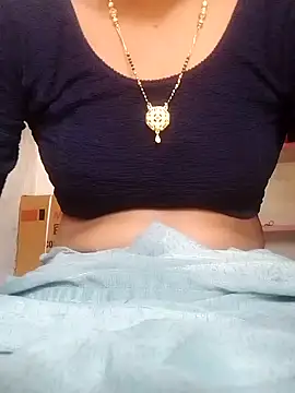 Snapshot of Aasha_devi05 chatting on 12-05-25, 06:11 Aasha devi05 online show from 12-05-25, 06:11