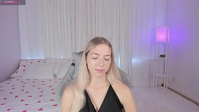 Susan Mimi online show from 09-27-25, 03:33