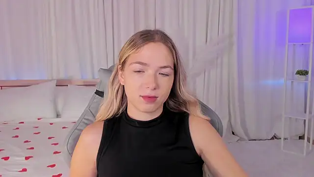 Susan Mimi online show from 10-05-25, 02:43