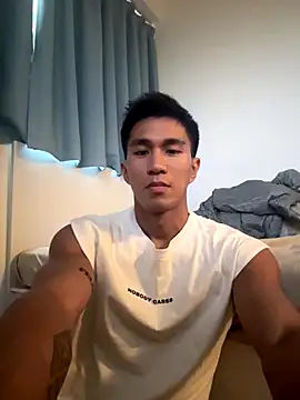 Snapshot of gooodboiii chatting on 09-24-25, 08:17 gooodboiii online show from 09-24-25, 08:17