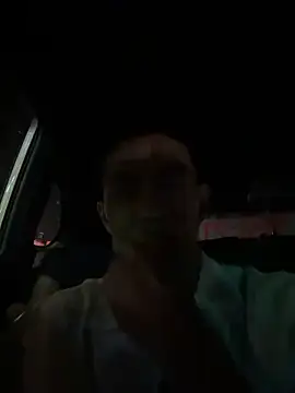 Snapshot of gooodboiii chatting on 10-24-25, 04:03 gooodboiii online show from 10-24-25, 04:03