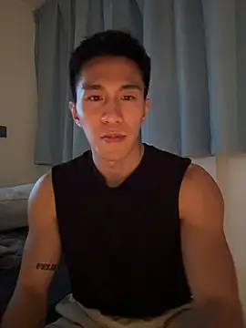 Snapshot of gooodboiii chatting on 12-18-25, 02:34 gooodboiii online show from 12-18-25, 02:34