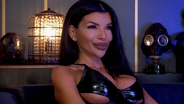 Snapshot of EleniaDevons chatting on 09-26-25, 12:31 EleniaDevons online show from 09-26-25, 12:31