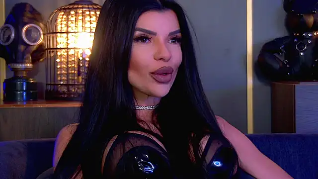 Snapshot of EleniaDevons chatting on 02-28-26, 12:17 EleniaDevons online show from 02-28-26, 12:17