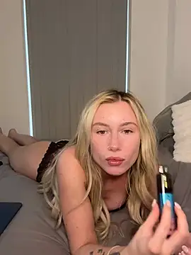 SexySaraxxoo online show from 01-11-26, 03:17