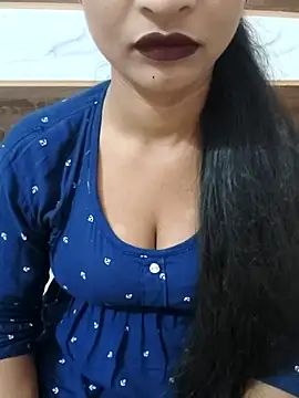 Itz Mayra  online show from 10-29-25, 05:53