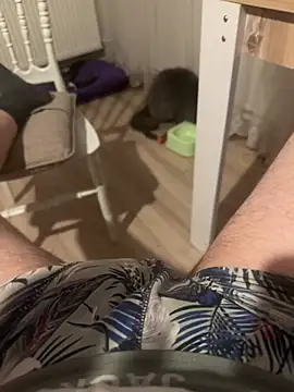 Snapshot of dicksmallll chatting on 03-15-26, 07:20 dicksmallll online show from 03-15-26, 07:20