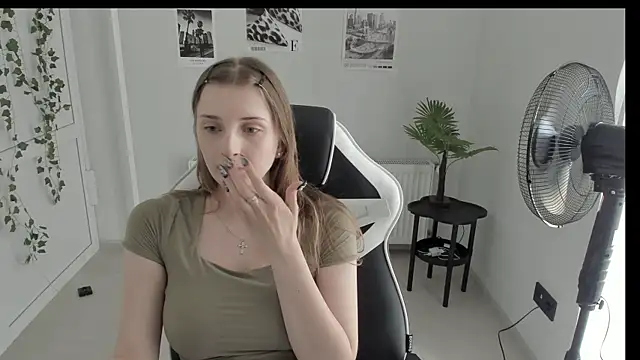 NeyliDream online show from 06-23-26, 01:20