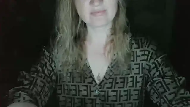 Snapshot of Zaliraa chatting on 07-22-26, 07:38 Zaliraa online show from 07-22-26, 07:38