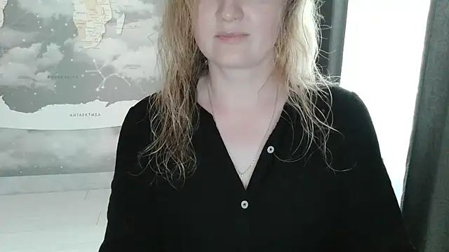 Snapshot of Zaliraa chatting on 07-23-26, 03:21 Zaliraa online show from 07-23-26, 03:21