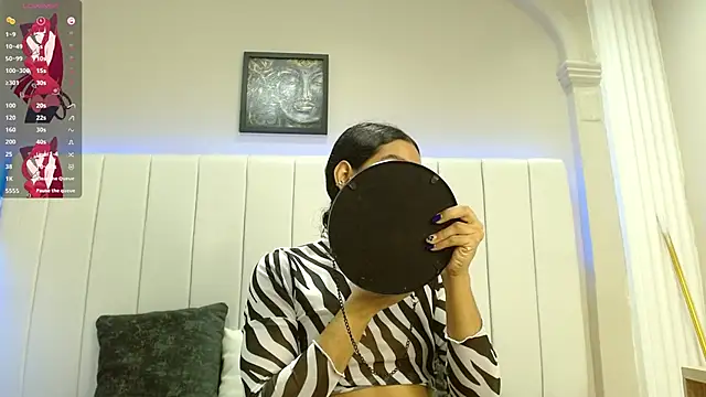 Snapshot of kendra_lux1 chatting on 11-26-25, 01:01 kendra lux1 online show from 11-26-25, 01:01