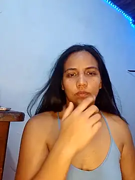 Snapshot of girlpee chatting on 09-25-25, 06:44 girlpee online show from 09-25-25, 06:44