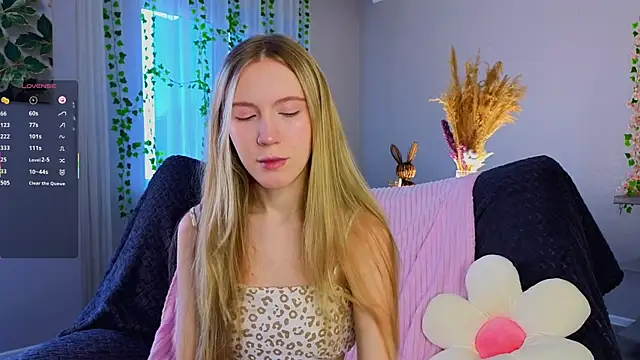 Succubelle online show from 12-16-25, 07:13