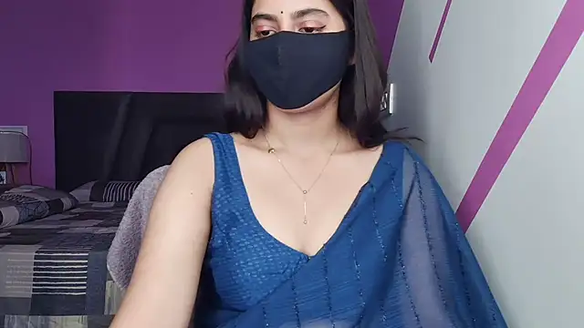 Snapshot of Tanya-mittal chatting on 06-13-26, 04:54 Tanya-mittal online show from 06-13-26, 04:54