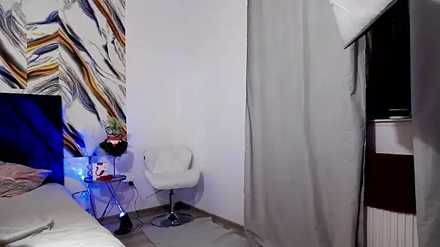 Snapshot of AliceMontroses chatting on 02-20-26, 04:40 AliceMontroses online show from 02-20-26, 04:40