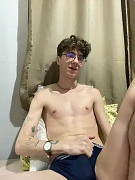 HeiRique online show from 10-23-25, 04:56