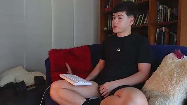 tightncuteass online show from 04-15-26, 05:09