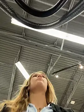 AllesandraLove online show from 01-06-26, 06:00