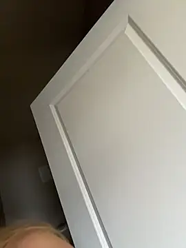 AllesandraLove online show from 04-29-26, 05:30