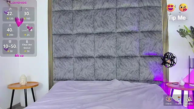 Snapshot of IvannaaVega chatting on 10-02-25, 04:19 IvannaaVega online show from 10-02-25, 04:19