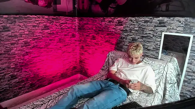 weesley boy online show from 09-17-25, 11:39