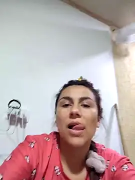 vanessa-titisM online show from 04-16-26, 01:06