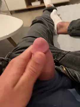 Milike 93 online show from 10-05-25, 10:40