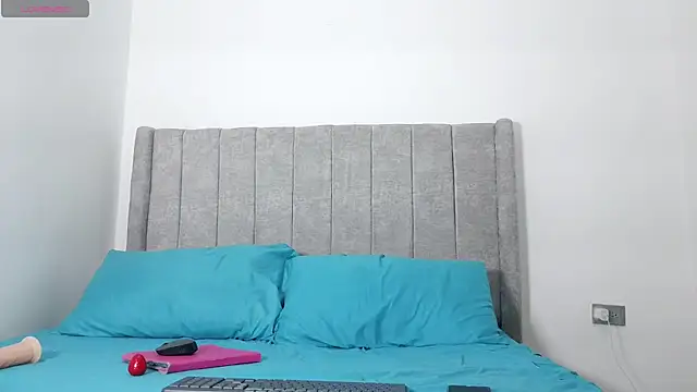 Marianah10 online show from 09-15-25, 11:27