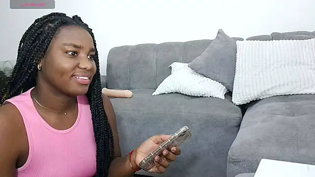 Marianah10 online show from 09-29-25, 05:12