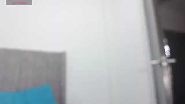 Marianah10 online show from 09-30-25, 06:13