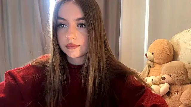 Snapshot of CatherinDream chatting on 10-13-25, 02:11 CatherinDream online show from 10-13-25, 02:11