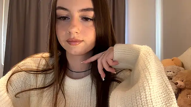 Snapshot of CatherinDream chatting on 10-16-25, 03:18 CatherinDream online show from 10-16-25, 03:18