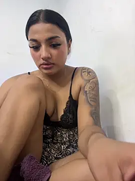 Teens latin19 online show from 11-28-25, 02:53