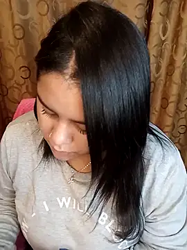 Snapshot of Anabelle_00_ chatting on 11-03-25, 03:52 Anabelle 00 online show from 11-03-25, 03:52