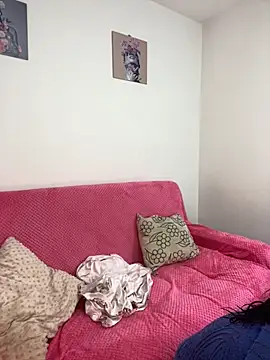 Snapshot of Anabelle_00_ chatting on 11-14-25, 04:11 Anabelle 00 online show from 11-14-25, 04:11