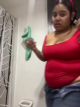 Snapshot of Anabelle_00_ chatting on 12-14-25, 03:12 Anabelle 00 online show from 12-14-25, 03:12