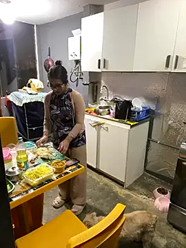 Snapshot of Afroditanamoraix chatting on 09-20-25, 03:18 Afroditanamoraix online show from 09-20-25, 03:18