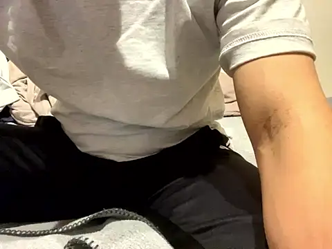 Snapshot of sa_to_shi_ chatting on 11-27-25, 10:39 sa to shi online show from 11-27-25, 10:39