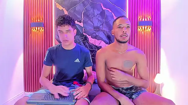 Snapshot of Lucky_boys__X chatting on 09-24-25, 11:35 Lucky boys X online show from 09-24-25, 11:35