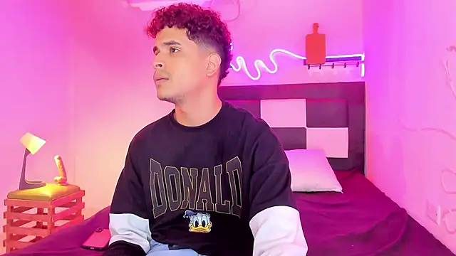 Snapshot of Lucky_boys__X chatting on 10-24-25, 12:34 Lucky boys X online show from 10-24-25, 12:34